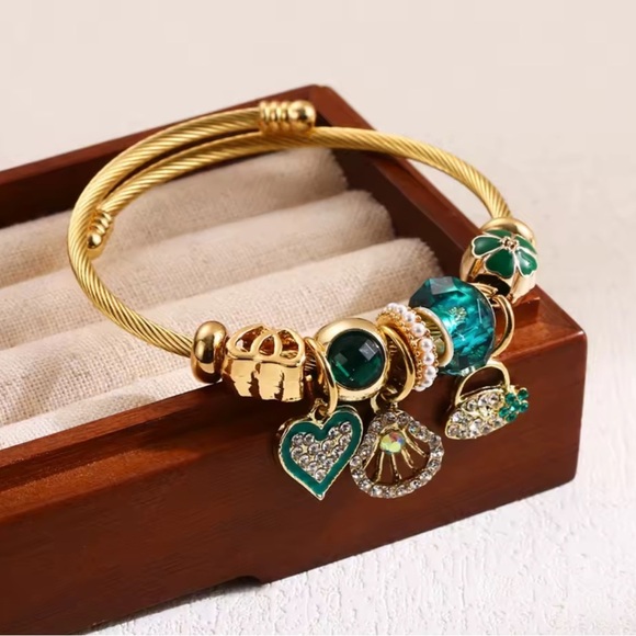 Emerald Charm 18K Gold Stainless Steel Cable Bracelet - Picture 9 of 10